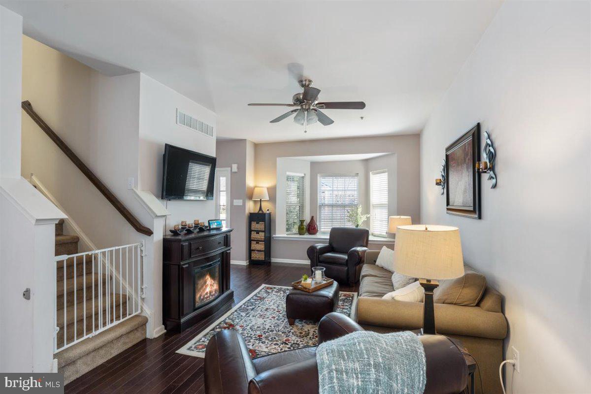 3669 Jacob Stout Road, Unit 17 Doylestown, PA 18902 - Photo 7 of 29 Gallery Image 7