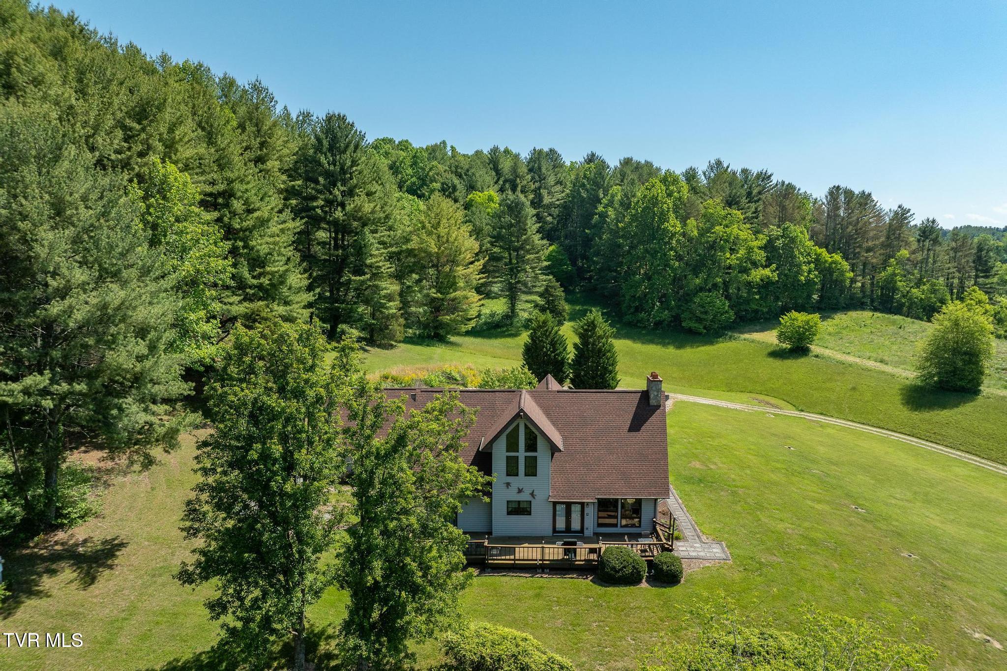 336 Mack Branch Road Mountain City, TN 37683 - Photo 76 of 94 336 Mack Branch Road (22 of 109)