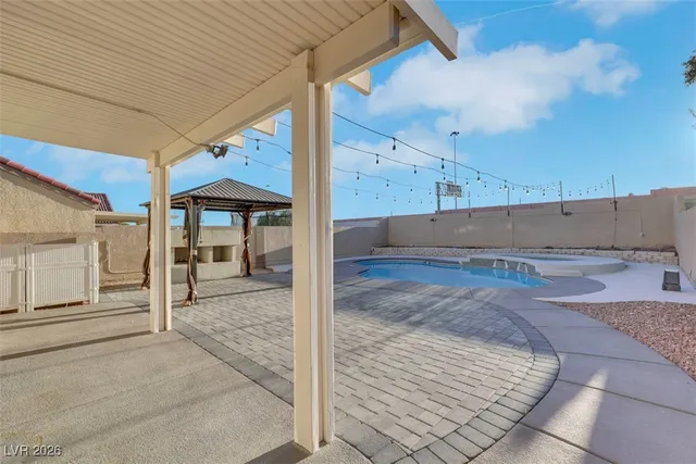 $2,400 | 7937 Lovely Pine Place, Las Vegas, NV 89143