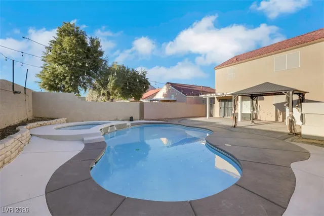 $2,400 | 7937 Lovely Pine Place, Las Vegas, NV 89143