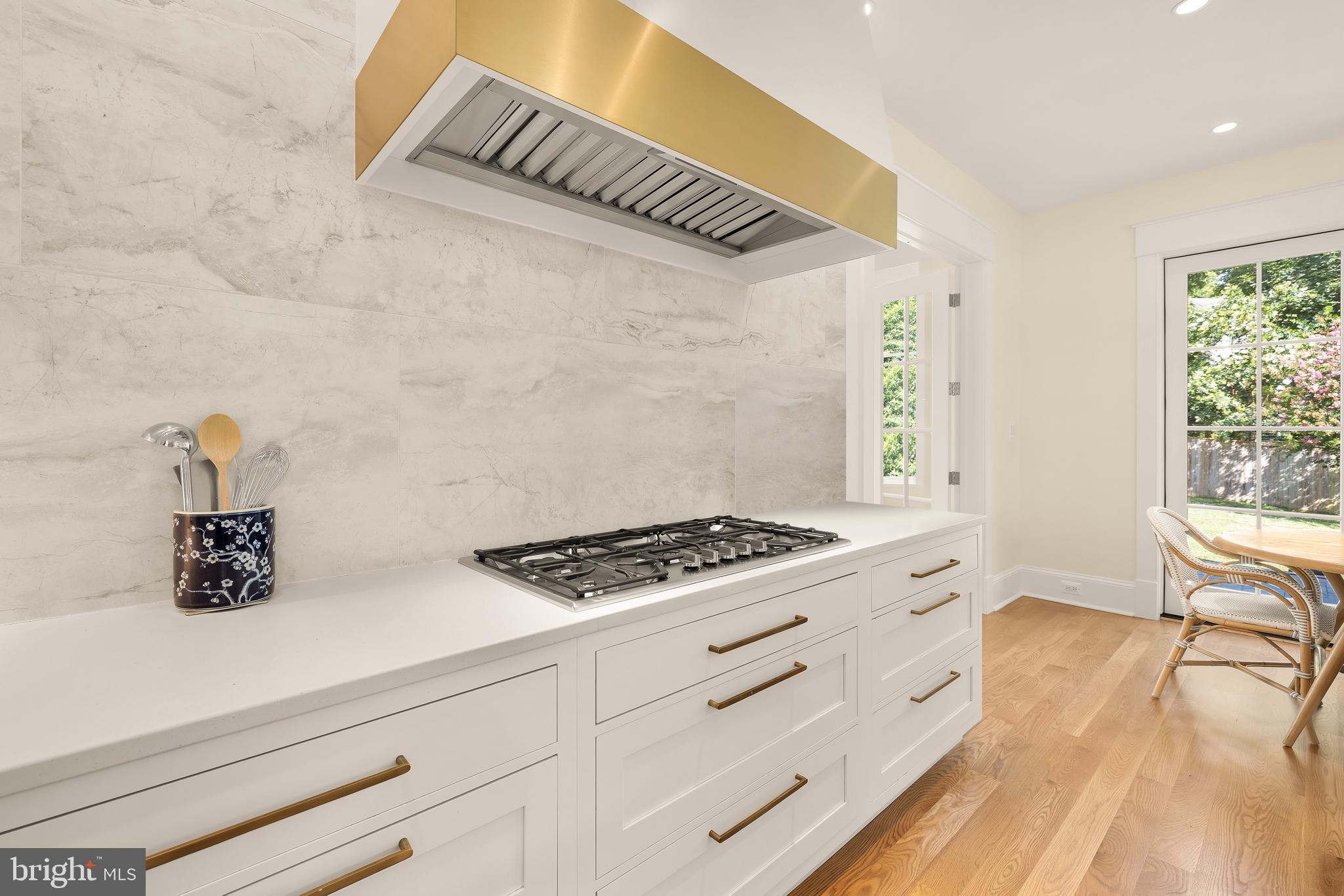 5907 Aberdeen Road Bethesda, MD 20817 - Photo 15 of 46