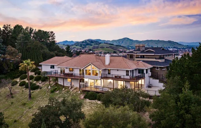 $1,799,800 | 1501 Welburn Avenue, Gilroy, CA 95020