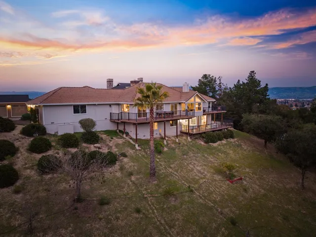 $1,799,800 | 1501 Welburn Avenue, Gilroy, CA 95020