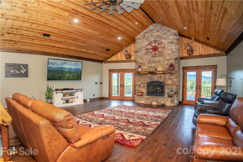644 East Payne Road Marion, NC 28752 - Photo 11 of 48 Gallery Image 11