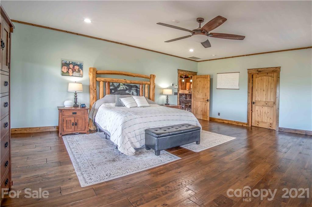 644 East Payne Road Marion, NC 28752 - Photo 12 of 48 Gallery Image 12