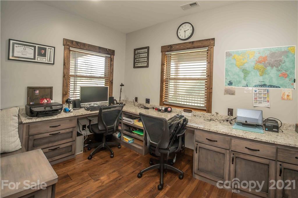 644 East Payne Road Marion, NC 28752 - Photo 17 of 48 Gallery Image 17