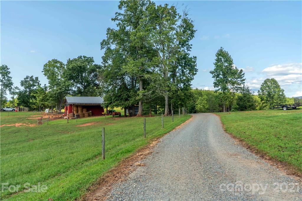 644 East Payne Road Marion, NC 28752 - Photo 31 of 48 Gallery Image 31