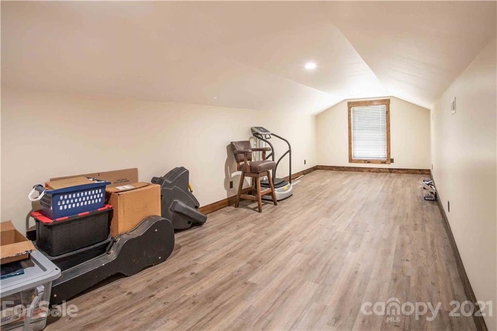 644 East Payne Road Marion, NC 28752 - Photo 36 of 48 Gallery Image 36