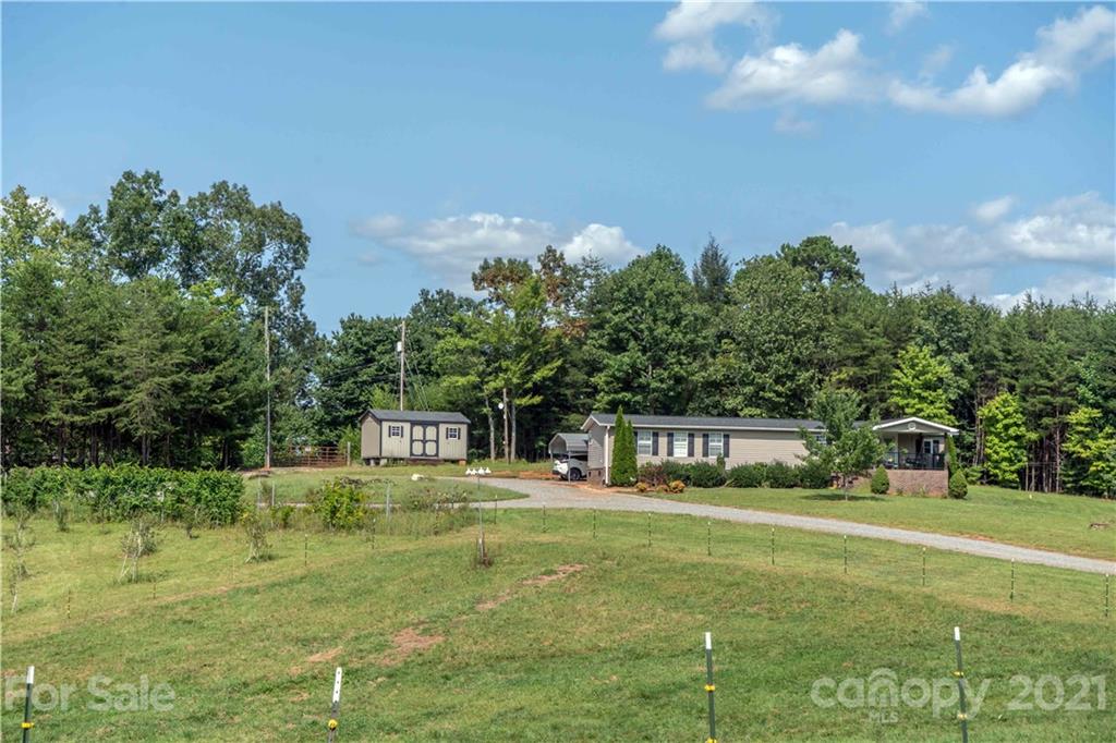 644 East Payne Road Marion, NC 28752 - Photo 40 of 48 Gallery Image 40