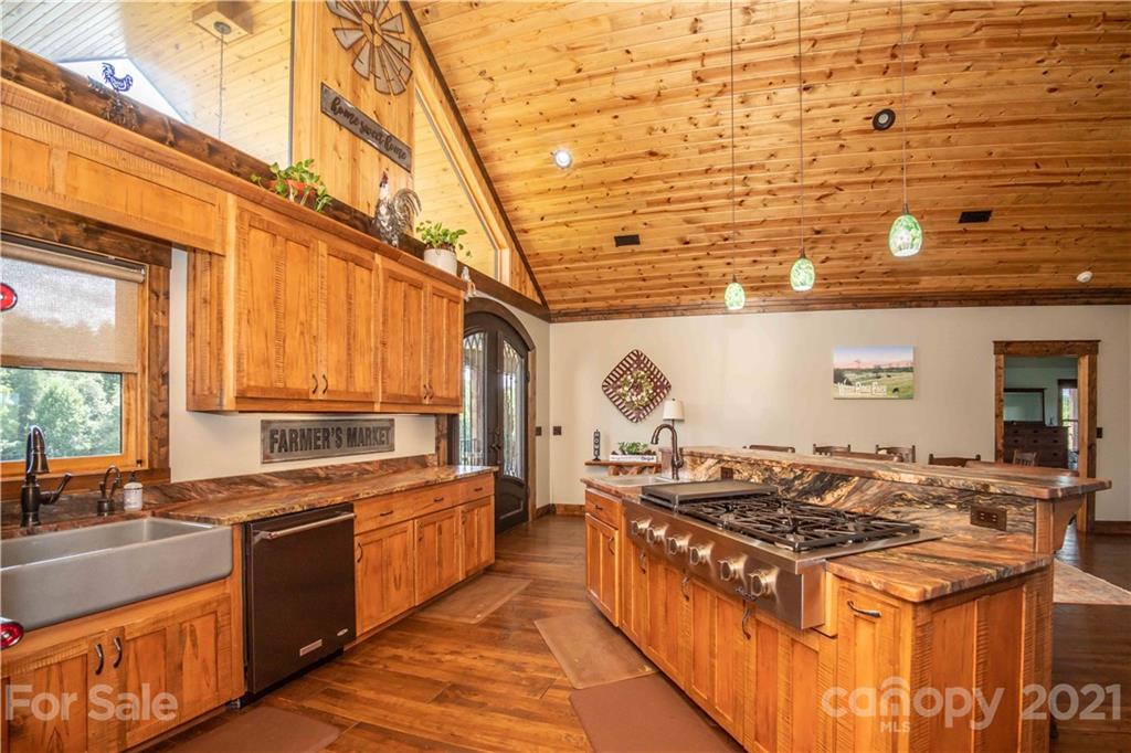 644 East Payne Road Marion, NC 28752 - Photo 9 of 48 Gallery Image 9