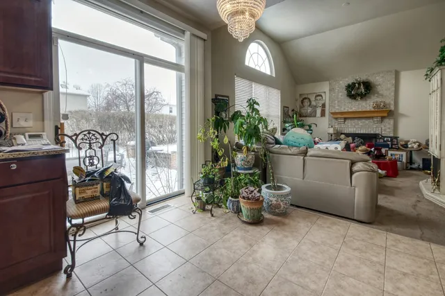 $389,900 | 25463 Cinnamon Circle, Plainfield, IL 60585