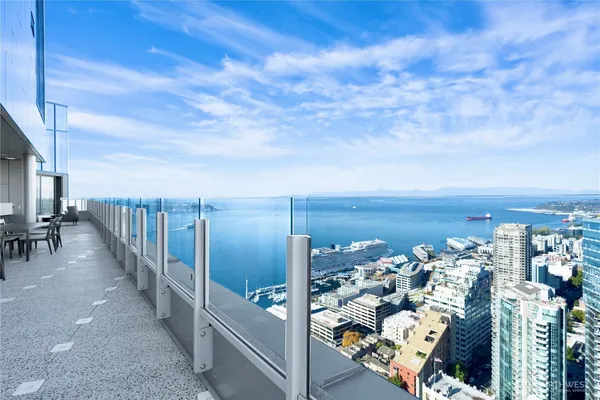 a view of city from balcony with city view