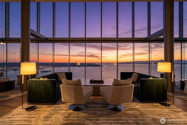$725,000 | 121 Stewart Street, Unit 3004, Seattle, WA 98101