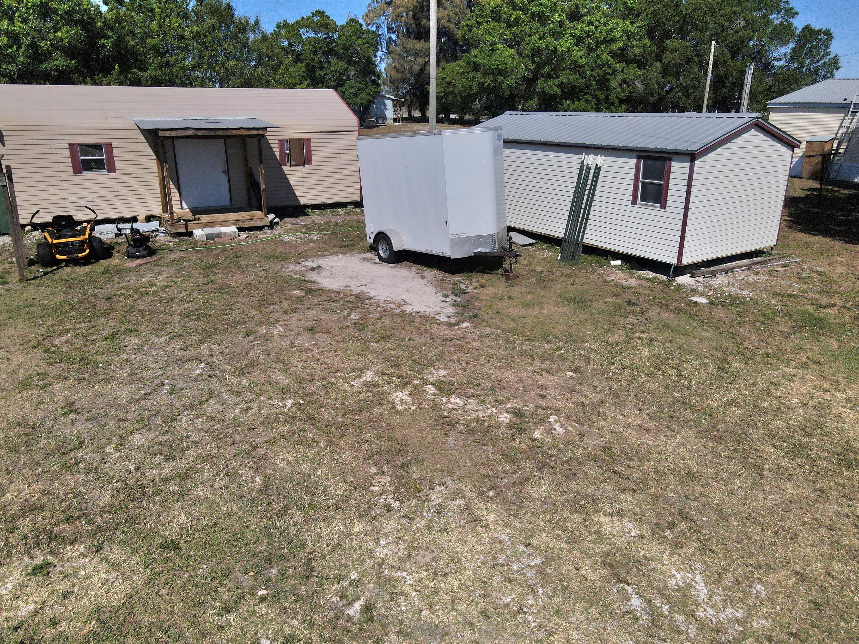 1651 Coffey Road Moore Haven, FL 33471 - Photo 18 of 29 Sheds