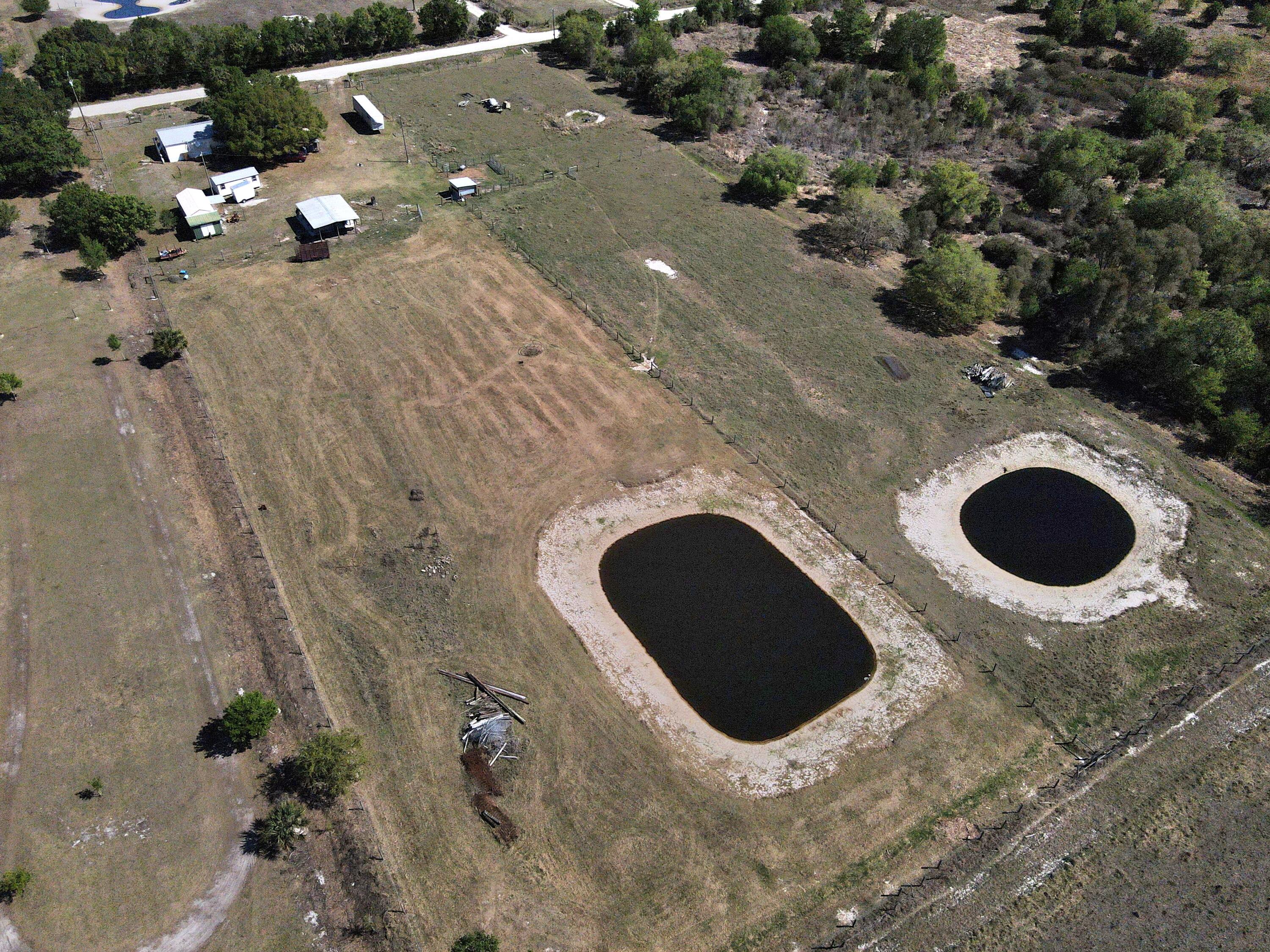 1651 Coffey Road Moore Haven, FL 33471 - Photo 22 of 29 Back Left View