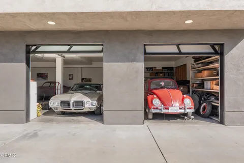 $1,979,000 | 1818 New York Drive, Altadena, CA 91001