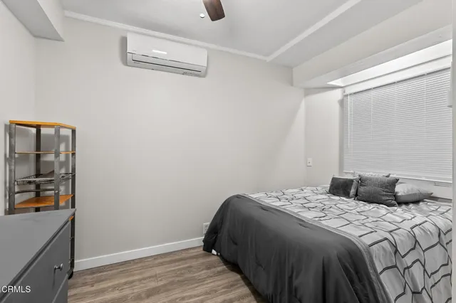 a view of a house with street