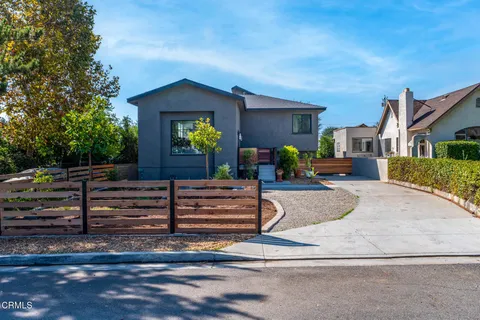 $1,980,000 | 1818 New York Drive, Altadena, CA 91001