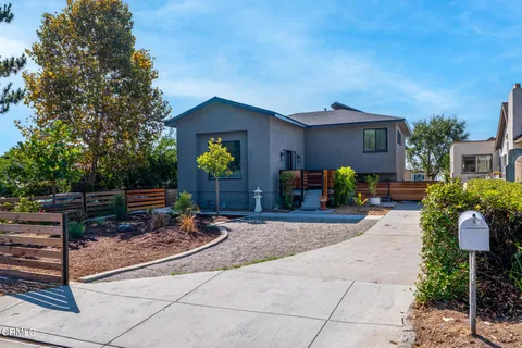 $1,980,000 | 1818 New York Drive, Altadena, CA 91001
