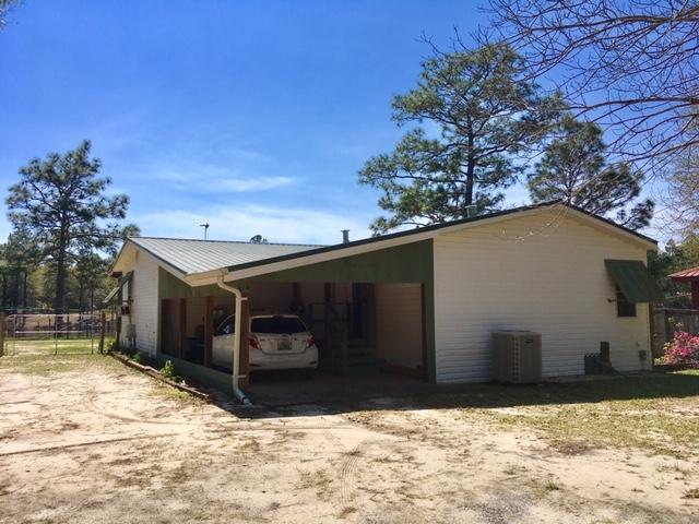 1401 Martin Road DeFuniak Springs, FL 32433 - Photo 14 of 51 Carport