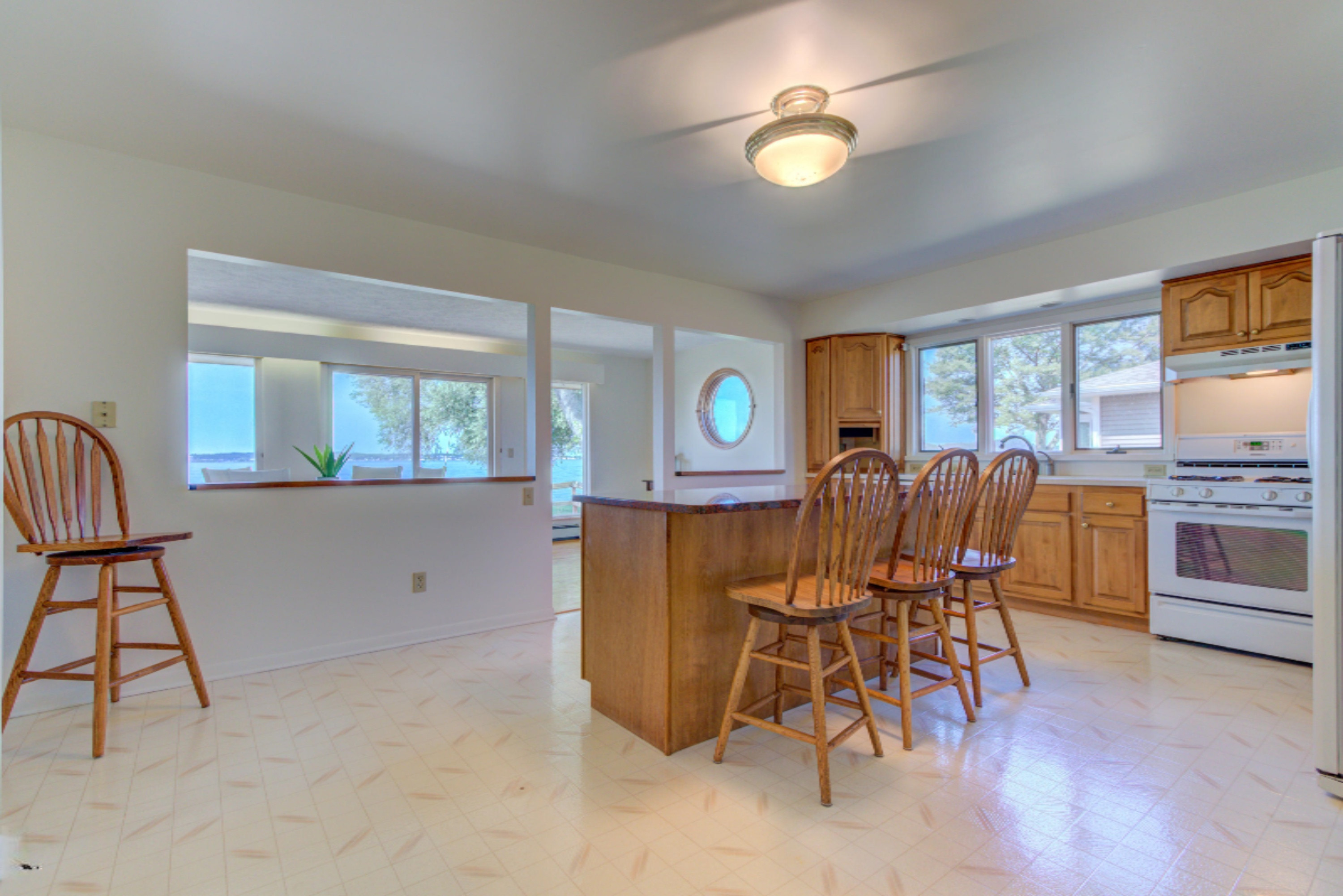 239 Ruddiman Drive Muskegon, MI 49445 - Photo 24 of 90 239 Ruddiman Dr (29 of 95)