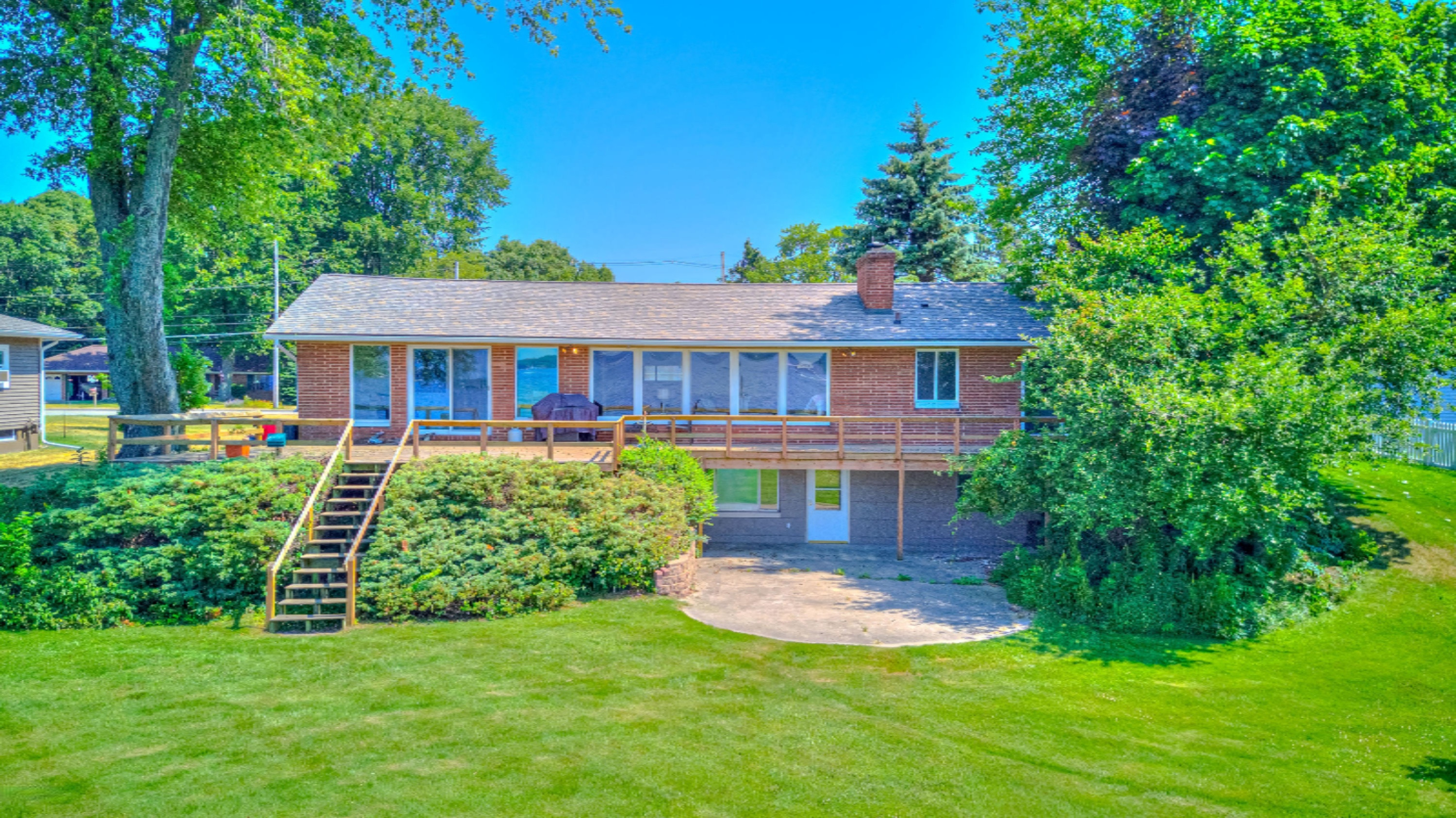 239 Ruddiman Drive Muskegon, MI 49445 - Photo 80 of 90 239 Ruddiman Dr (88 of 95)