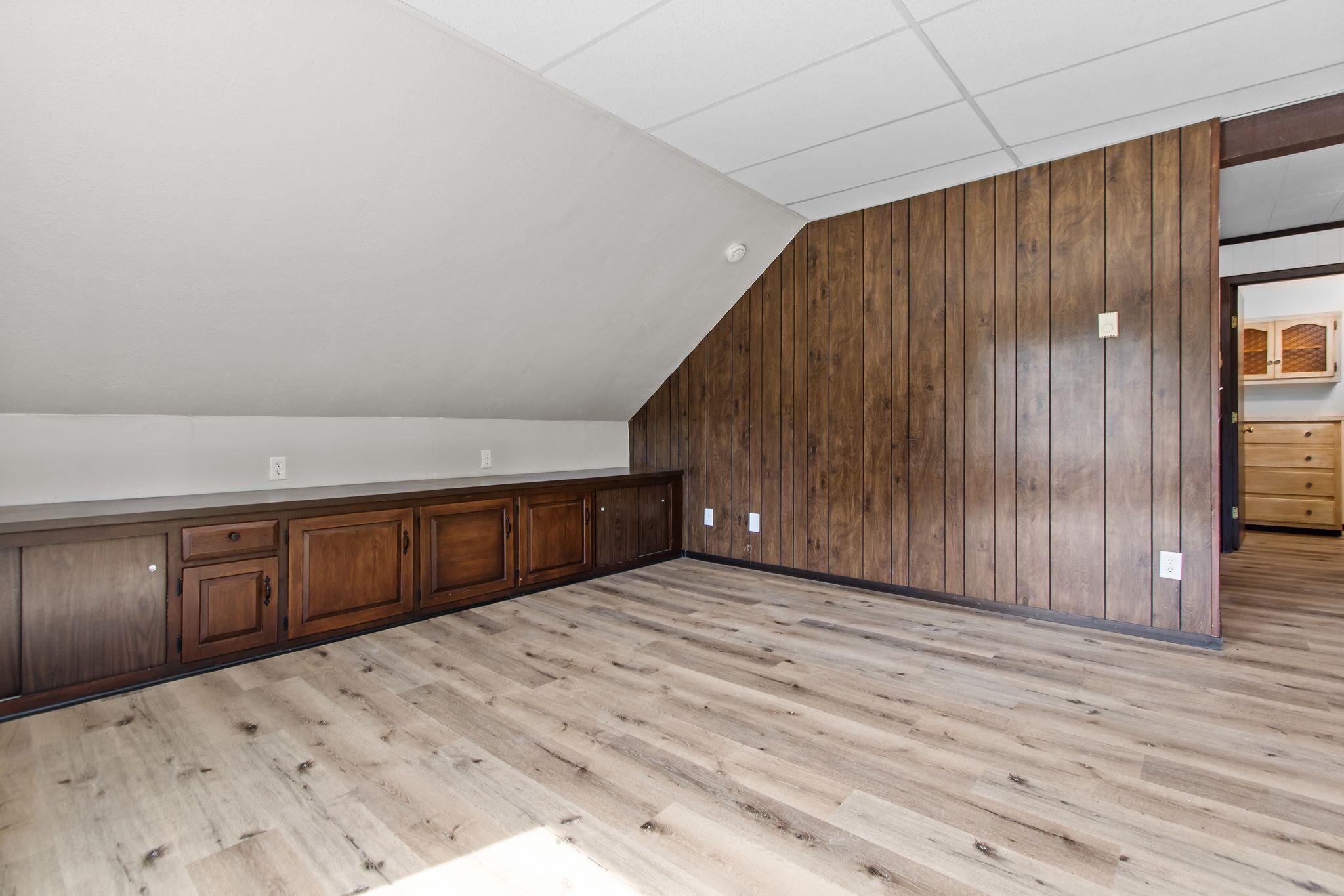 1903 East Apple Creek Road Appleton, WI 54913 - Photo 21 of 59