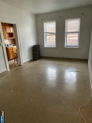 $1,500 | 430 Lexington Avenue, Unit 11, Clifton, NJ 07011