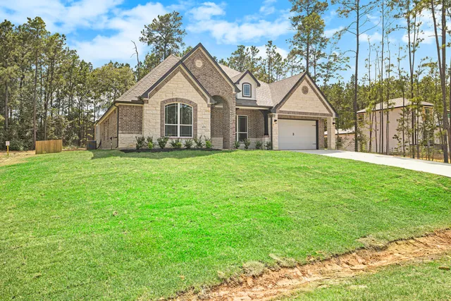 $529,990 | 11772 Oakwood Ranch Drive, Willis, TX 77378