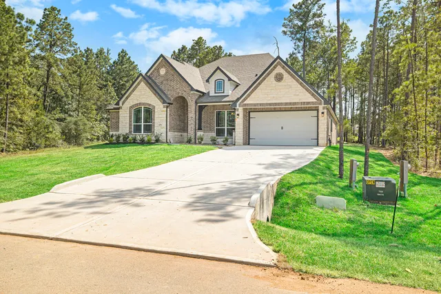 $529,990 | 11772 Oakwood Ranch Drive, Willis, TX 77378