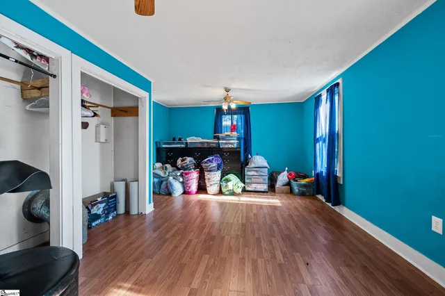 $199,900 | 819 Gordon St Extension, Greenville, SC 29611