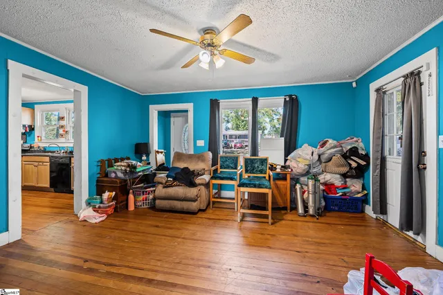 $199,900 | 819 Gordon St Extension, Greenville, SC 29611