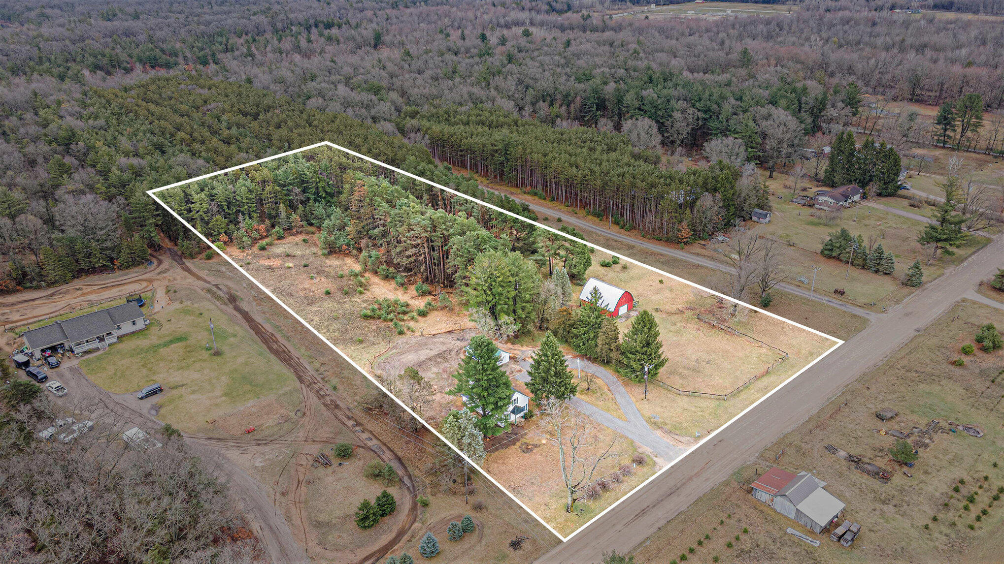 5142 Automobile Road Muskegon, MI 49445 - Photo 2 of 40 038_dji_0270_1