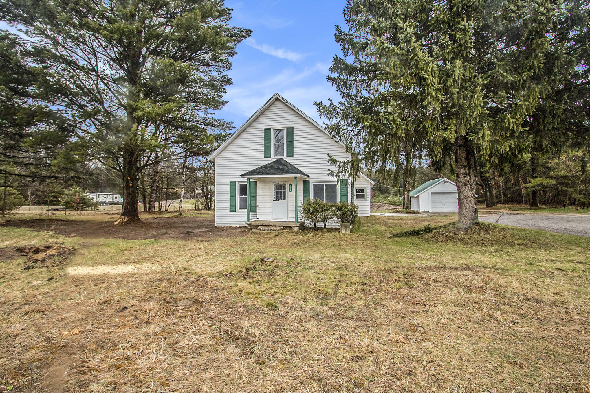 5142 Automobile Road Muskegon, MI 49445 - Photo 3 of 40 029_s22a8391
