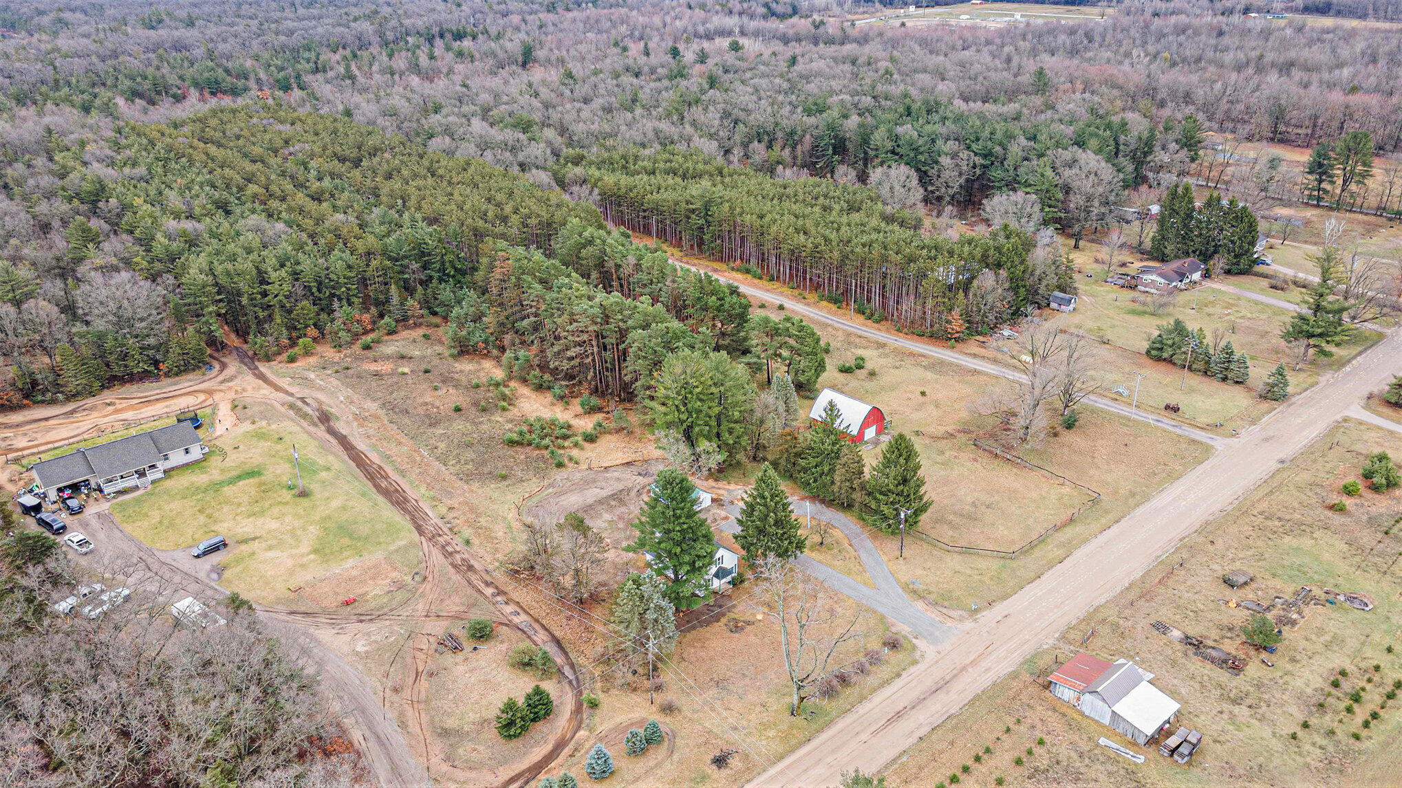 5142 Automobile Road Muskegon, MI 49445 - Photo 33 of 40 031_dji_0270