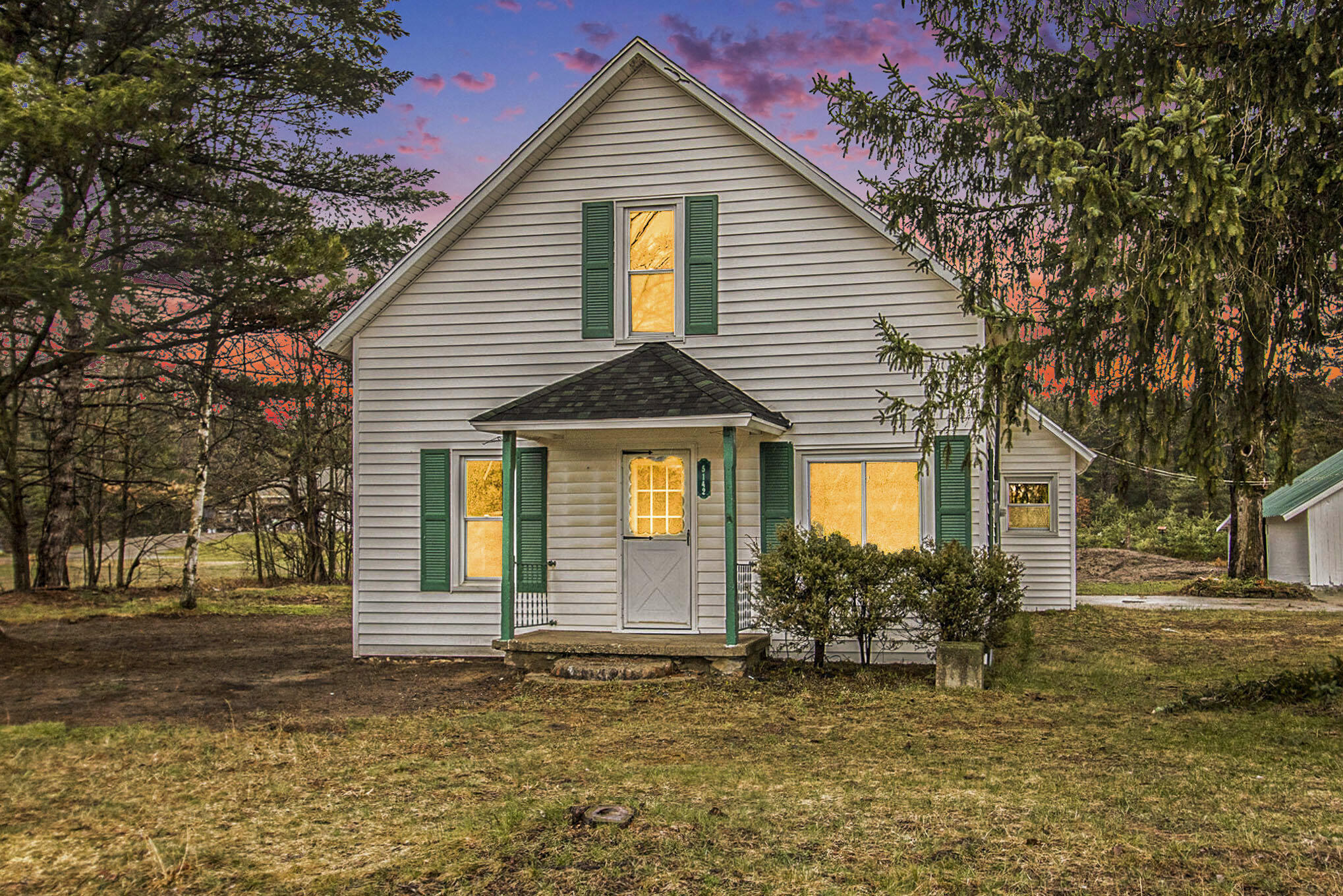 5142 Automobile Road Muskegon, MI 49445 - Photo 4 of 40 001_s22a8390-twilight