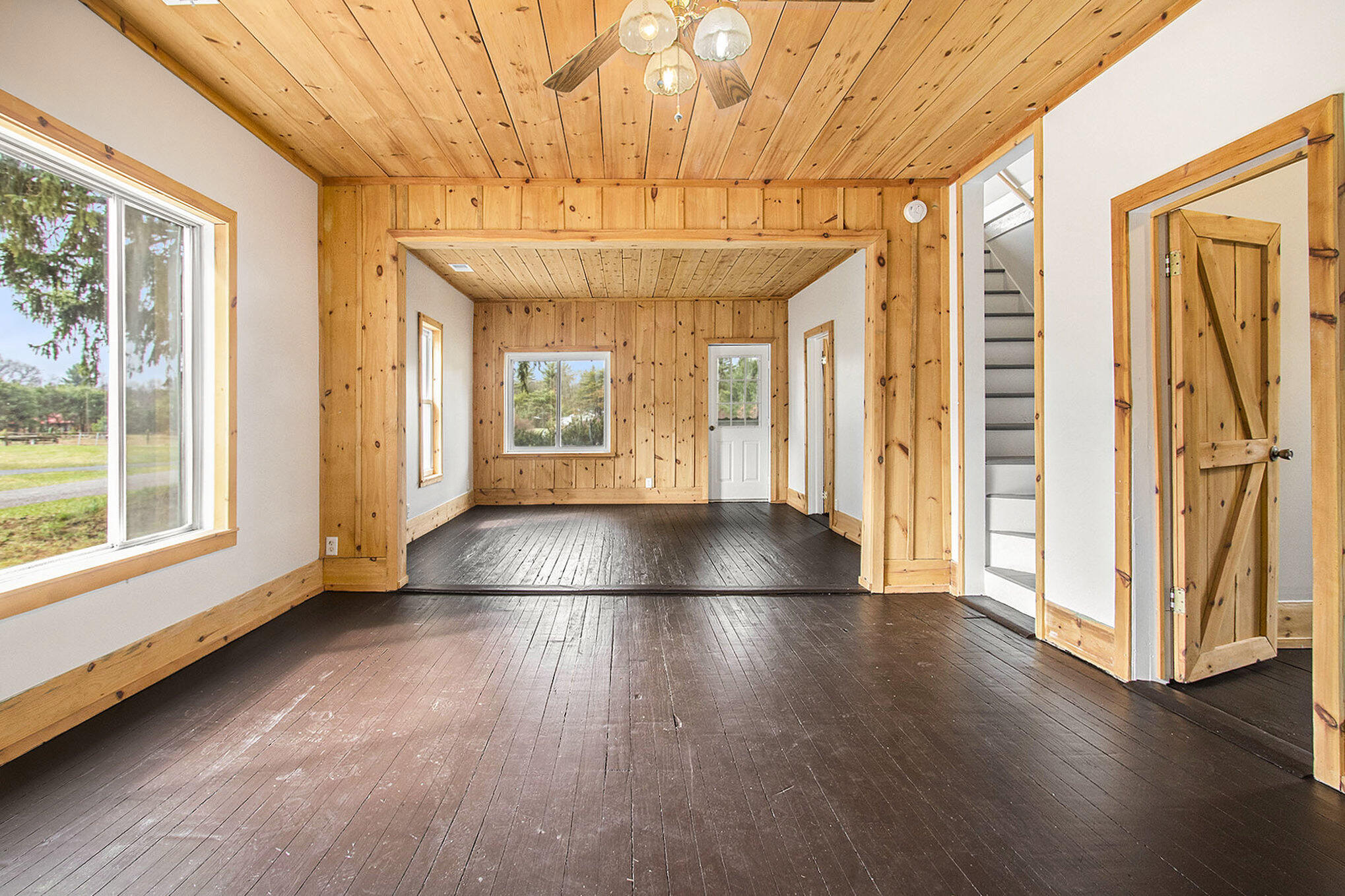 5142 Automobile Road Muskegon, MI 49445 - Photo 5 of 40 009_s22a8358