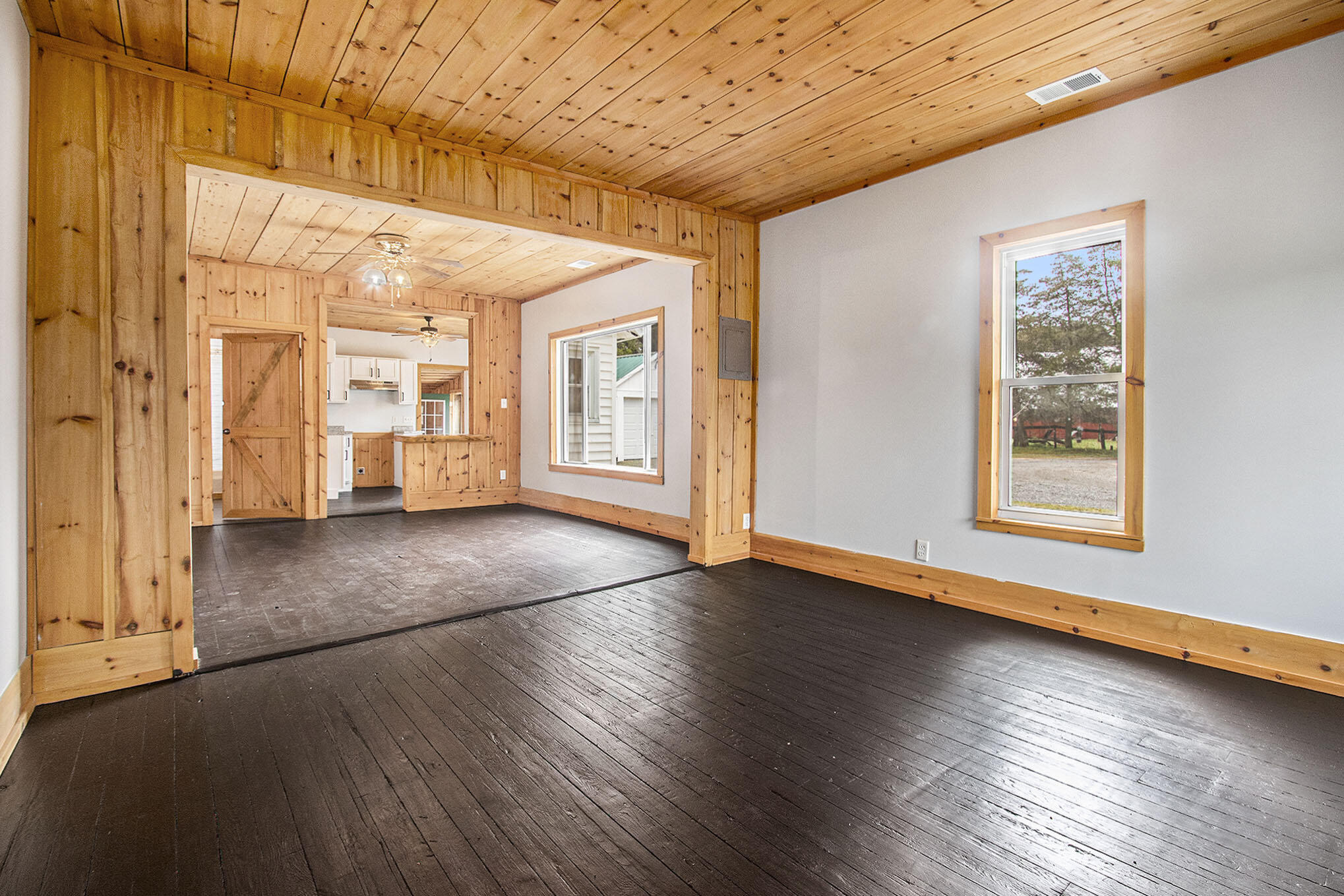 5142 Automobile Road Muskegon, MI 49445 - Photo 9 of 40 007_s22a8354