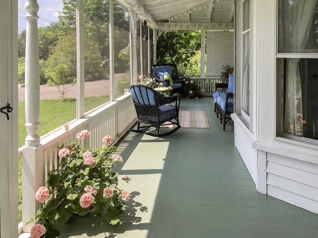 Great summer parties on the screened...