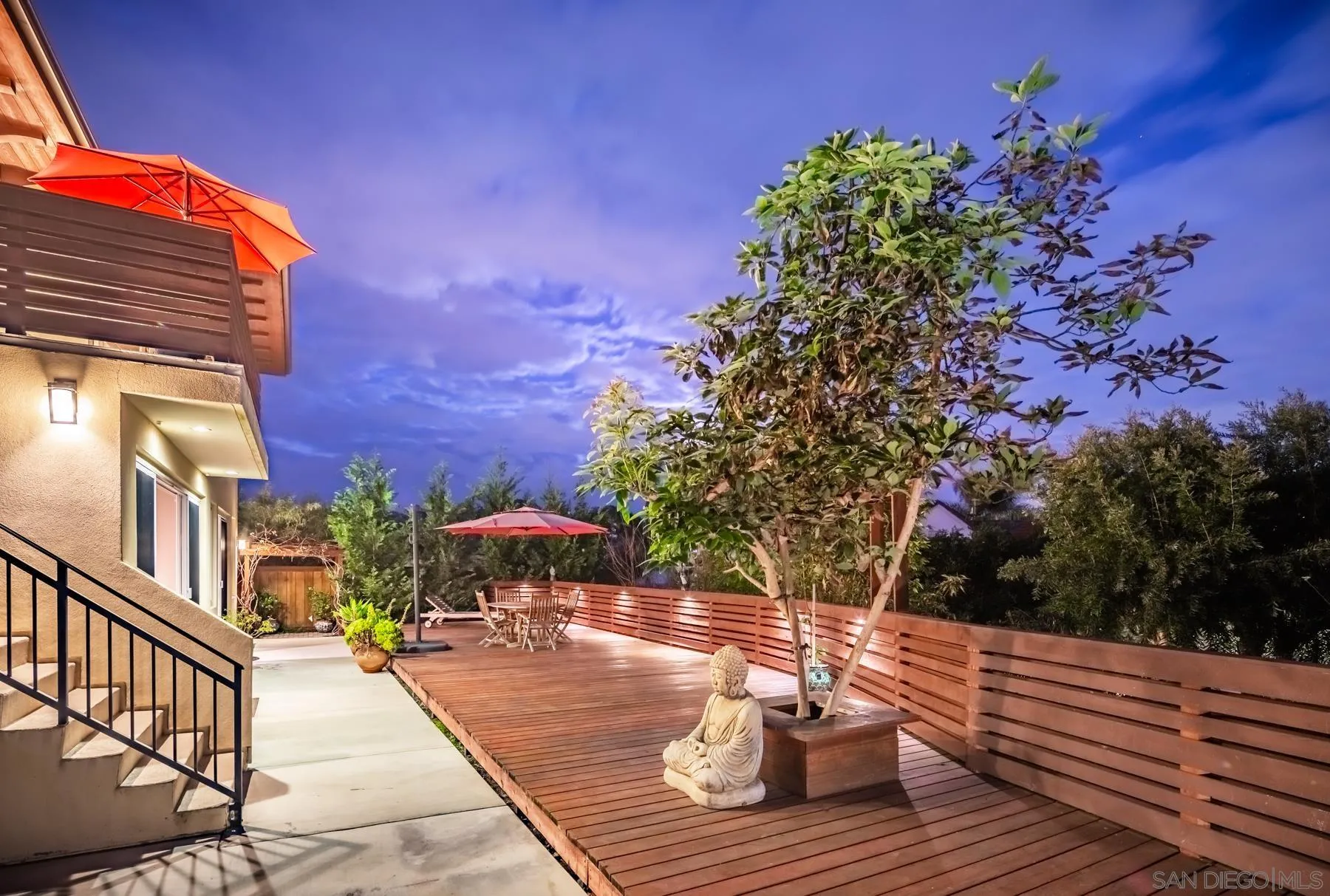 1815 Oak Avenue Carlsbad, CA 92008 - Photo 6 of 46 a view of a terrace with sitting area