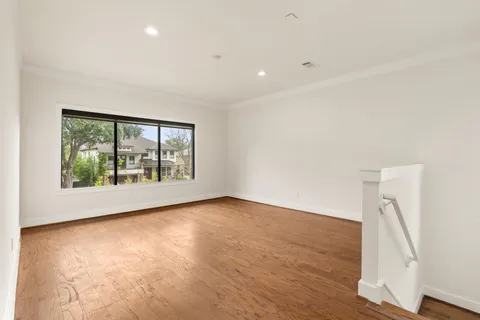 $1,200,000 | 3847 Durness Way, Houston, TX 77025