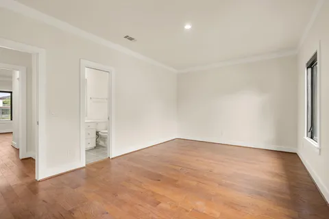 $1,200,000 | 3847 Durness Way, Houston, TX 77025