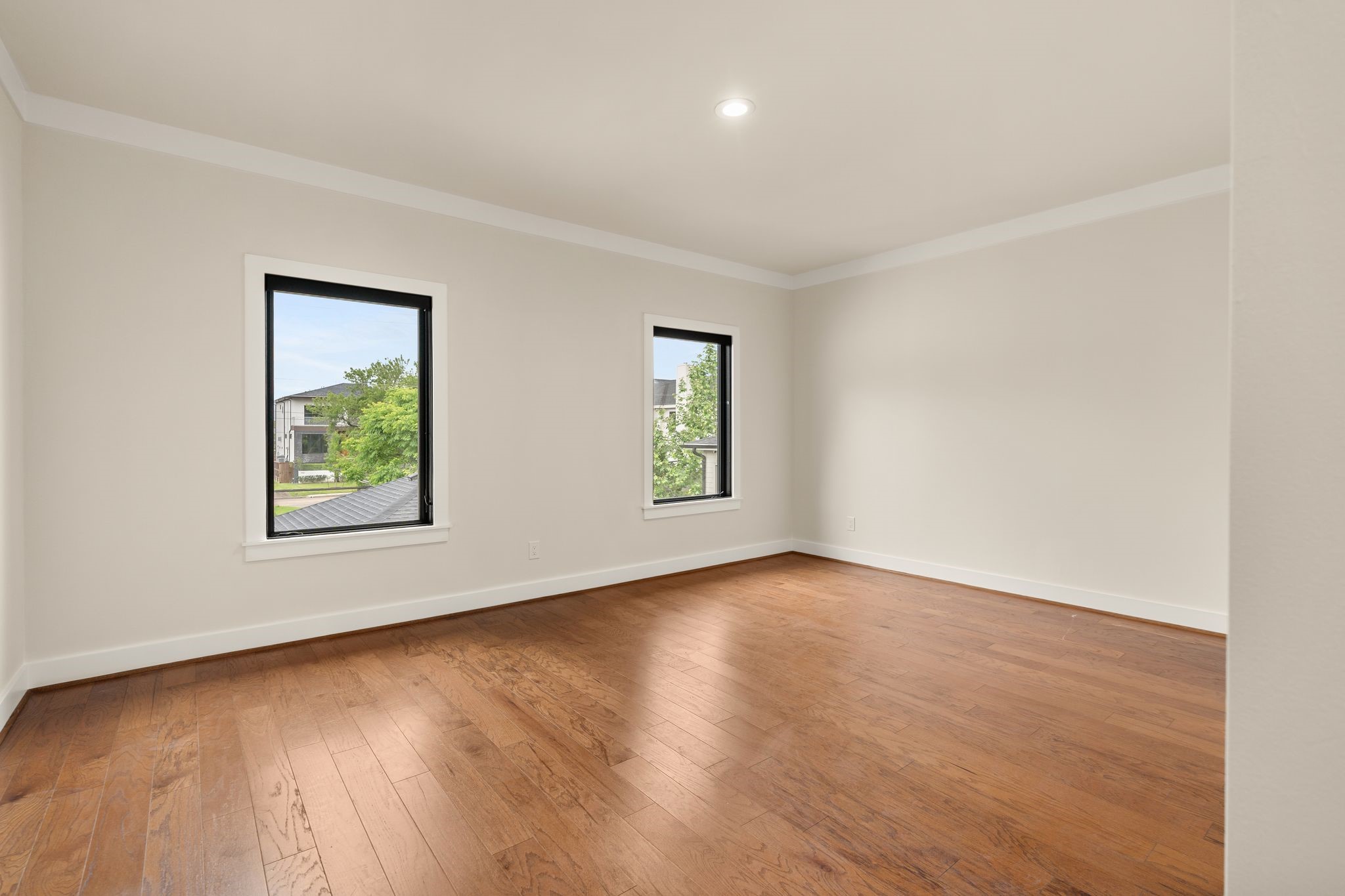 3847 Durness Way Houston, TX 77025 - Photo 33 of 48 Secondary bedroom.