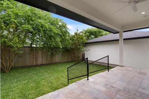 $1,200,000 | 3847 Durness Way, Houston, TX 77025