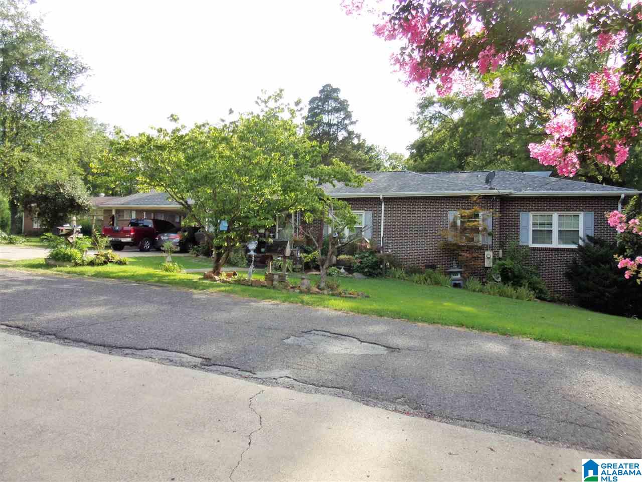 626 Cory Street Bessemer, AL 35020 - Photo 3 of 36