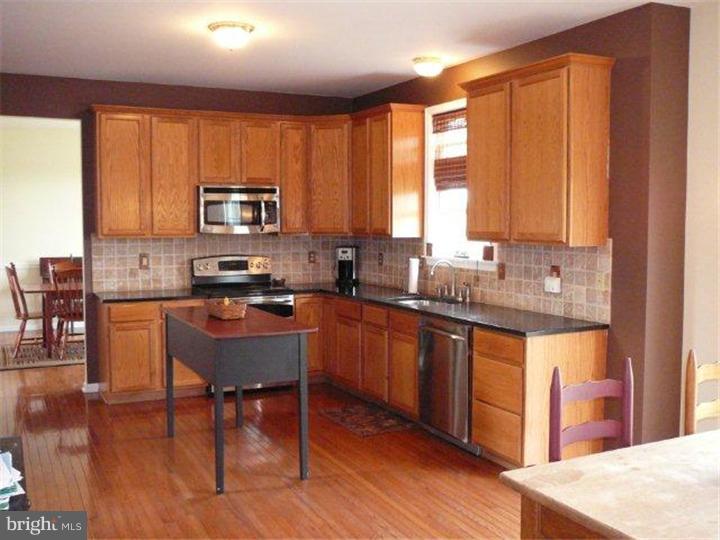 3344 East Buck Road Pennsburg, PA 18073 - Photo 5 of 18 Gallery Image 5