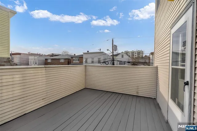 $3,300 | 234 Cliff Street, Unit 2, Cliffside Park, NJ 07010