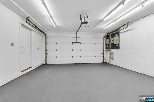 $3,300 | 234 Cliff Street, Unit 2, Cliffside Park, NJ 07010