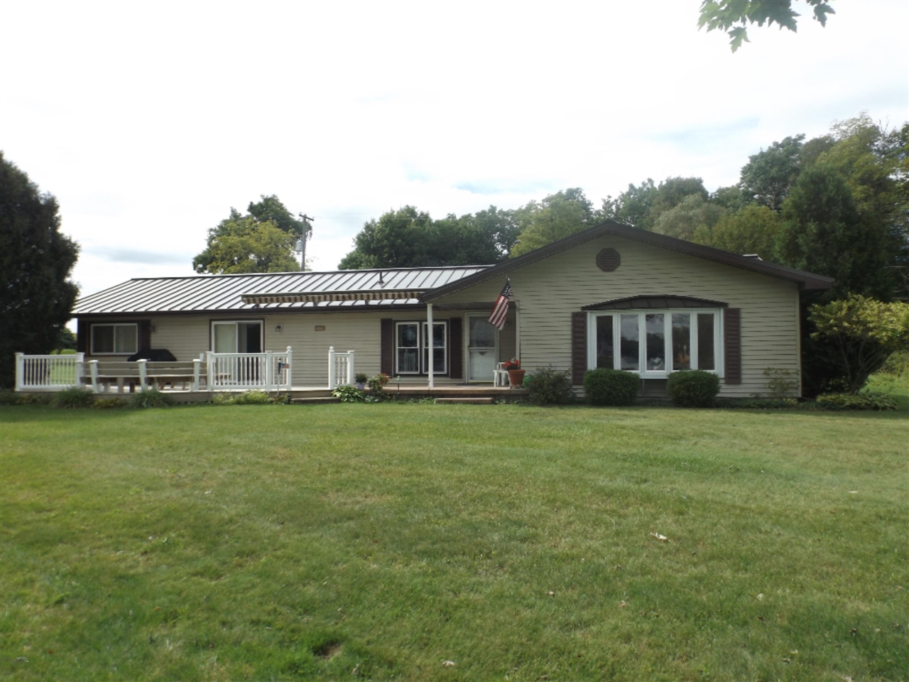 8430 North Sunset Road Reading, MI 49274 - Photo 1 of 5