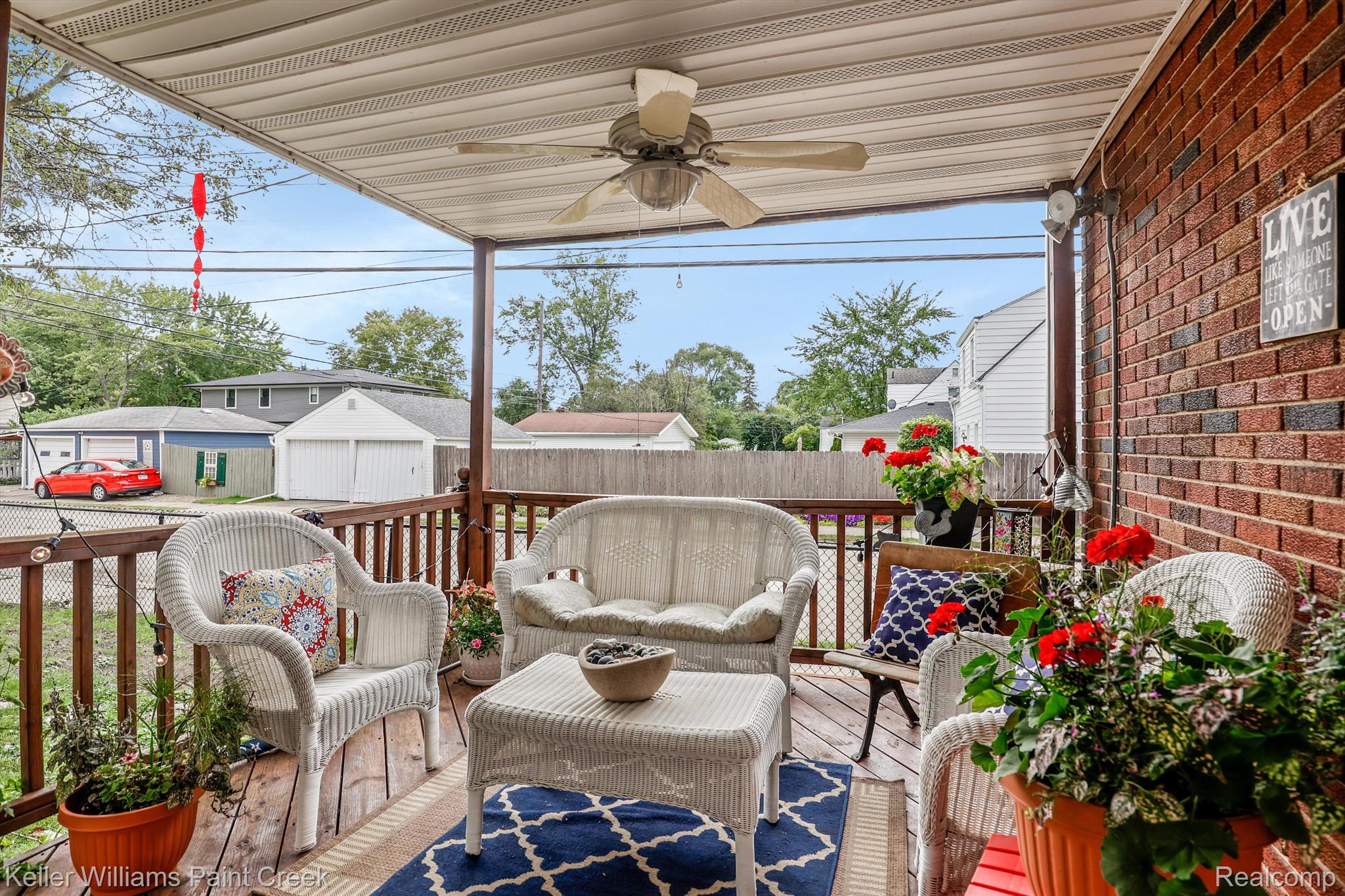 1257 Eaton Road Berkley, MI 48072 - Photo 16 of 29 Porch
